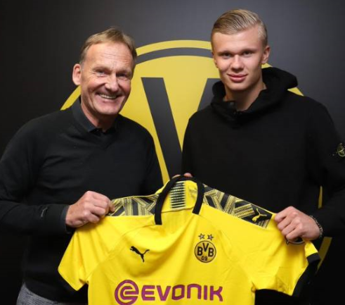 这是新秀？二飞退役，广东立马找到接班人，未来或是国家队主力4号位（二飞退役，广东火速敲定接班新秀，未来或成国家队主力4号位）