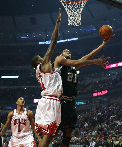 每体：若接受手术奥尔莫要缺阵4个月，因此巴萨选择保守治疗（每体：手术恐缺席4个月，巴萨为奥尔莫选择保守治疗）