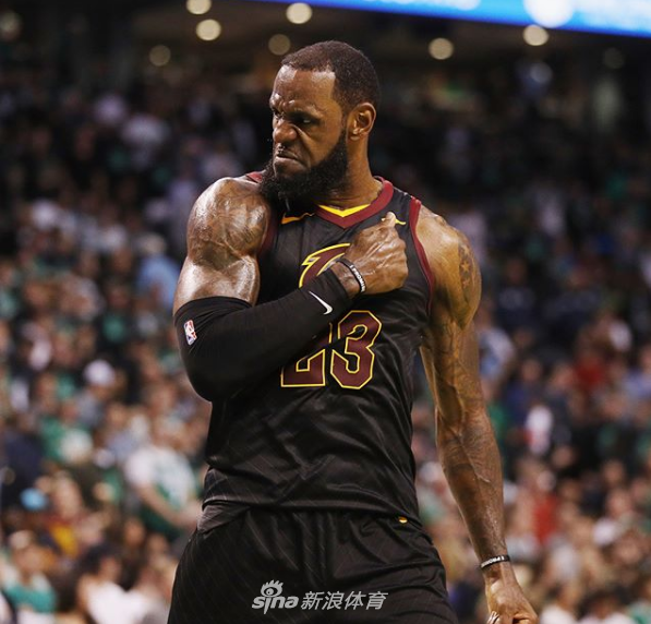 国乒8-2胜法国，产生了3大不可思议，王楚钦救场，王皓脸色铁青（国乒8比2力克法国，上演三大离奇一幕：王楚钦挺身救场，王皓面色铁青）