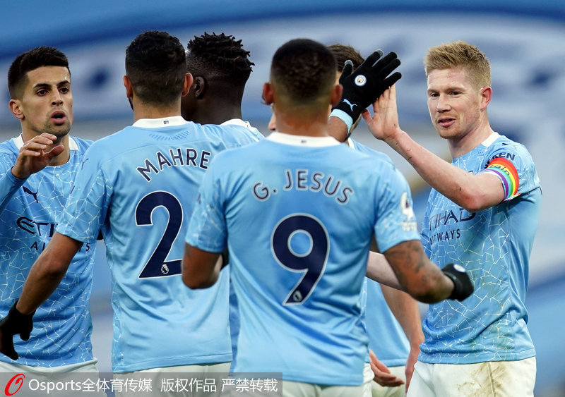 图赫尔：贝林厄姆以10号位身份回归，福登会是中路球员（图赫尔：贝林厄姆重返10号位，福登主打中路）