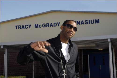 斯卡洛尼戴白手套递交世界杯，因凡蒂诺为仪式错误公开道歉（斯卡洛尼戴白手套交接大力神杯，因凡蒂诺为礼仪失误公开致歉）